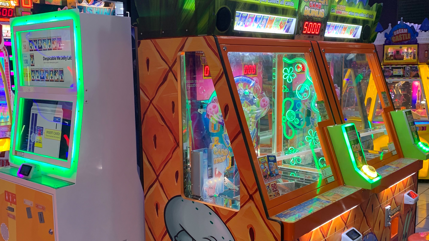 SPONGEBOB PINEAPPLE ARCADE > [EN] GAMES | Andamiro Co., Ltd.